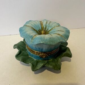Vintage 80’s Avon Collectible Morning Glory Flower Hinged Trinket Box-Resin